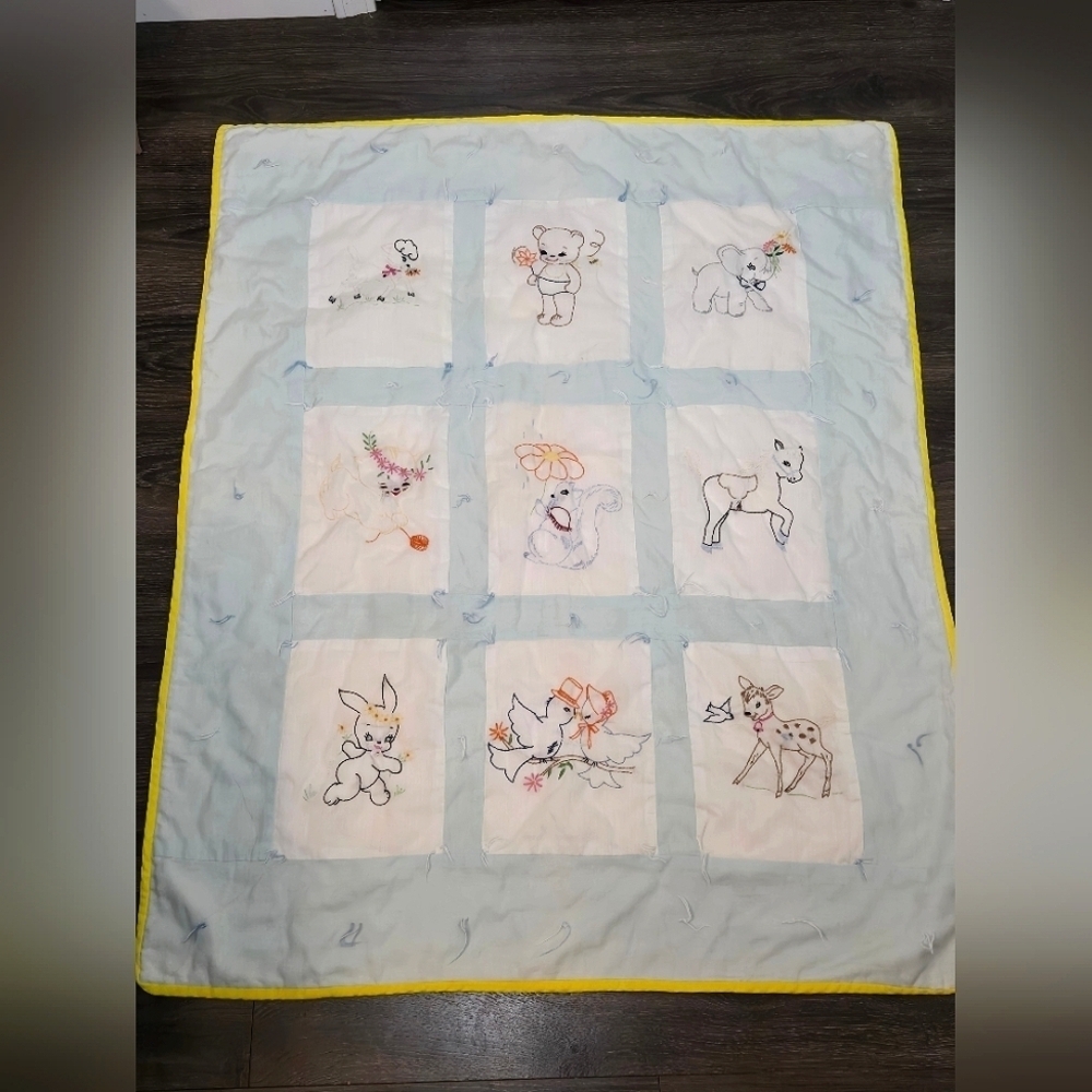 Vintage 70's Embroided Animal Quilt Baby Blanket